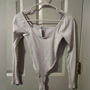 ASOS Design White Ribbed Thong Bodysuit with Notched Boning. Size US2/UK6